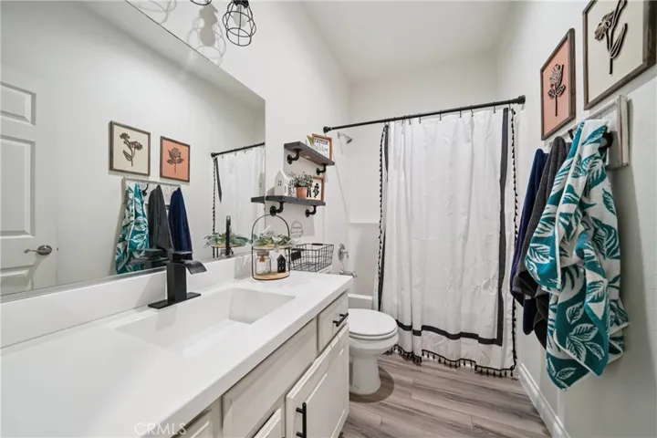 13416 Maxwell Court, Victorville, California 92395
