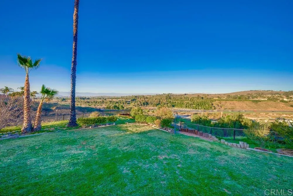 14448 Oakley Drive, Riverside, California 92503 home-pic-6