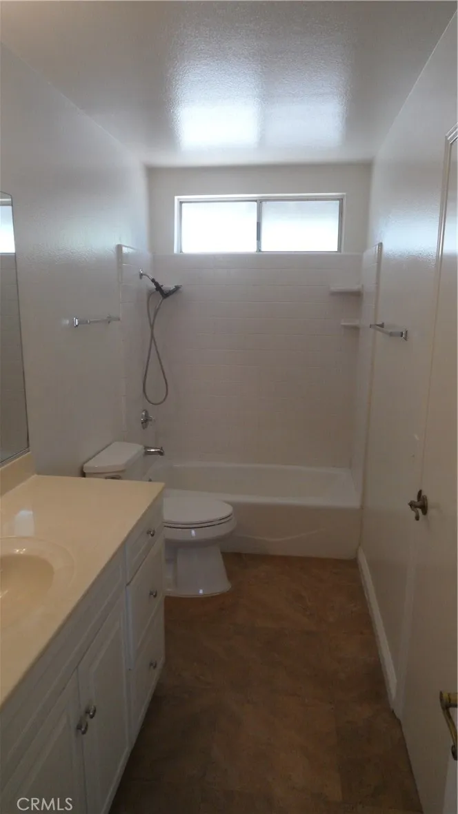 6821 Rocky Grove Court 13, Yorba Linda, California 92886 home-pic-14