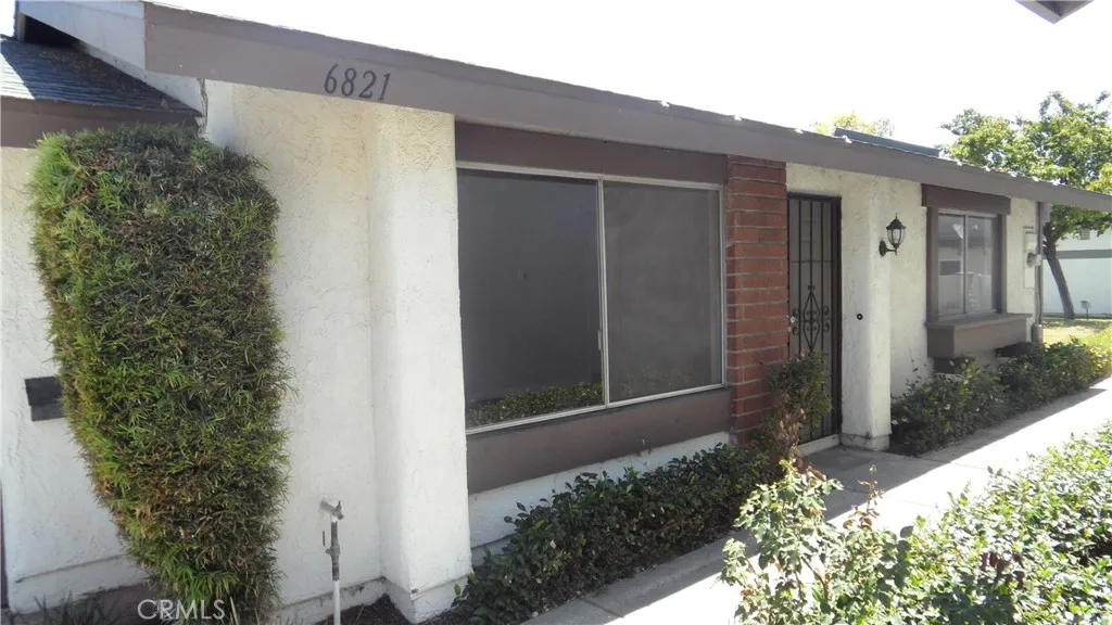 6821 Rocky Grove Court 13, Yorba Linda, California 92886 home-pic-0