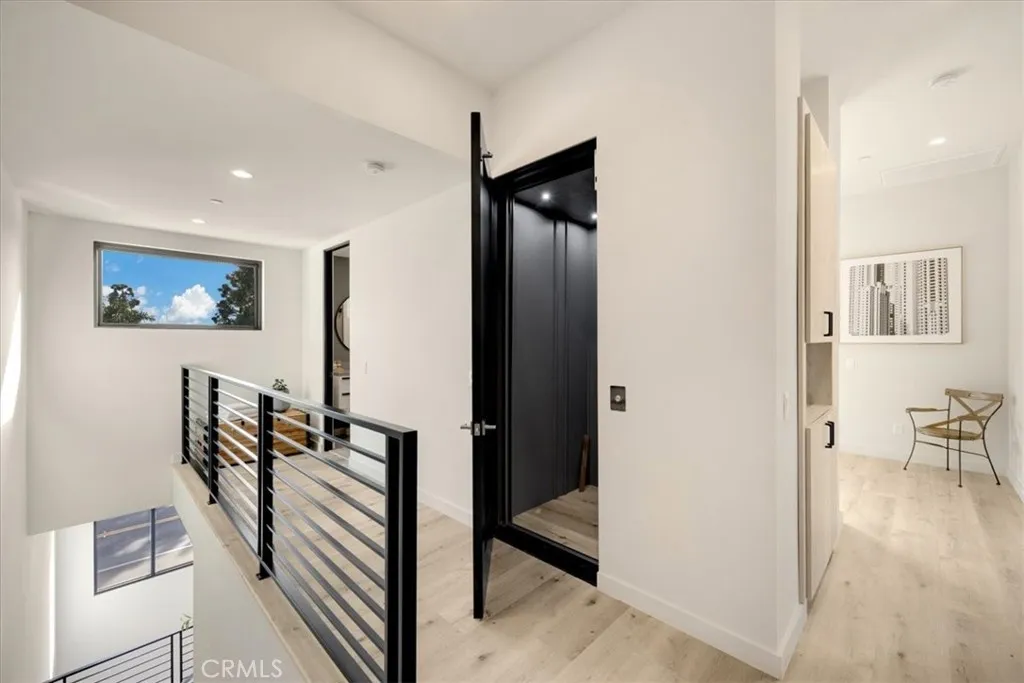 756 W 19th Street B, Costa Mesa, California 92627 home-pic-25