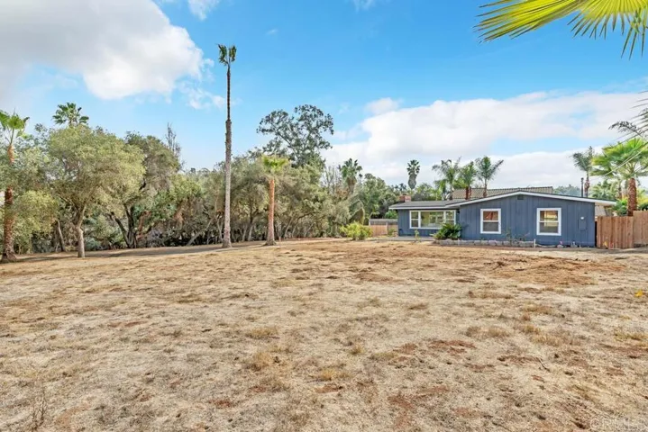Oak Drive, Vista, California 92084