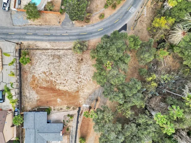 Oak Drive, Vista, California 92084