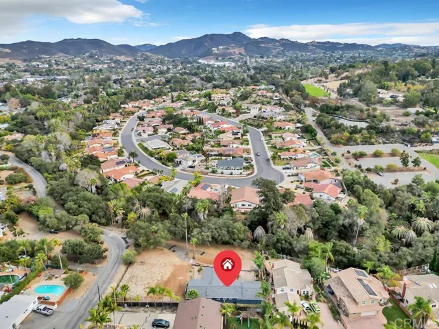 Oak Drive, Vista, California 92084