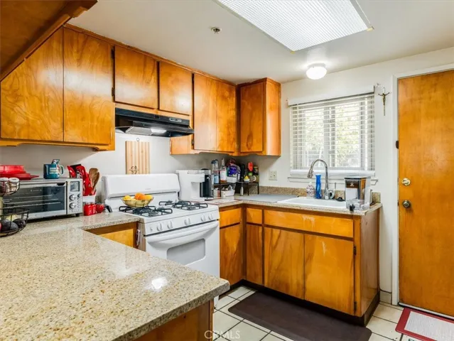 60 Casa Street, San Luis Obispo, California 93405