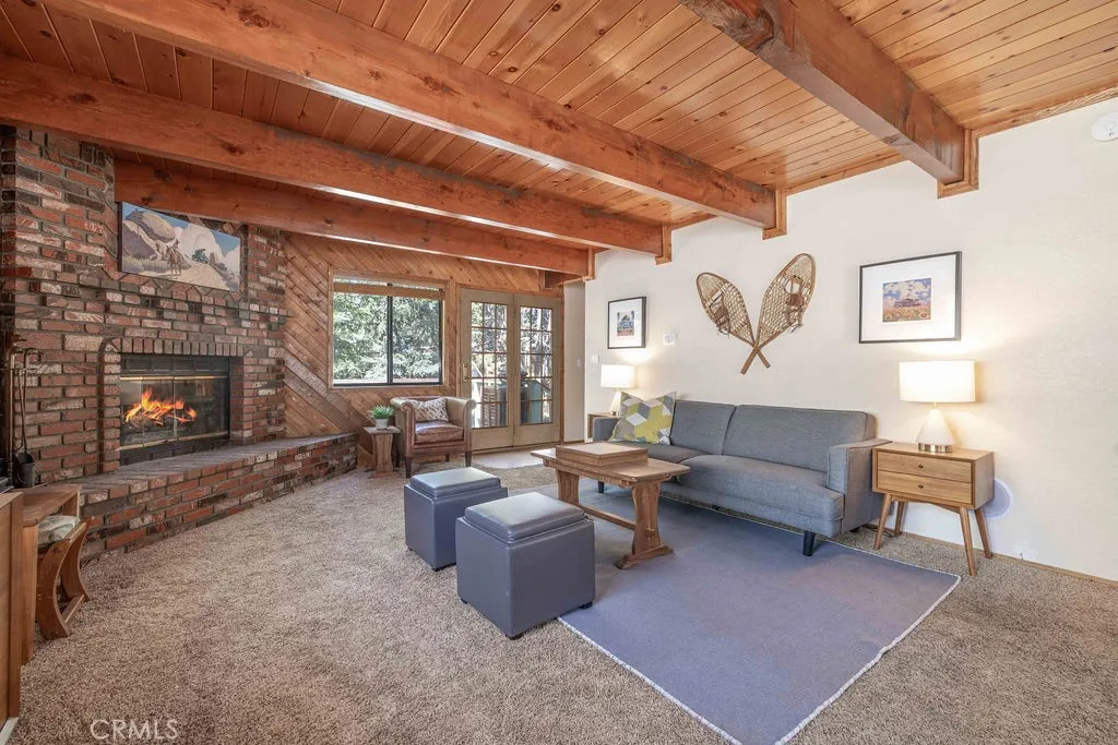 1561 Malabar Way, Big Bear City, California 92314 home-pic-9