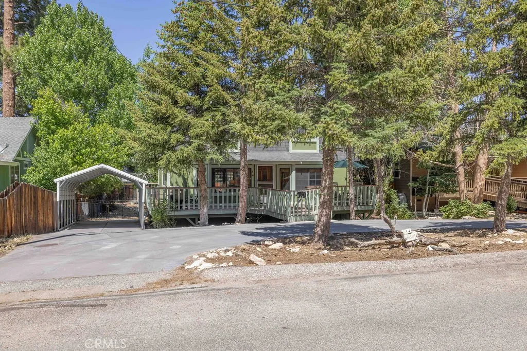 1561 Malabar Way, Big Bear City, California 92314 home-pic-0
