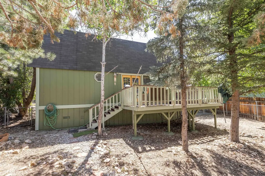 1561 Malabar Way, Big Bear City, California 92314 home-pic-36