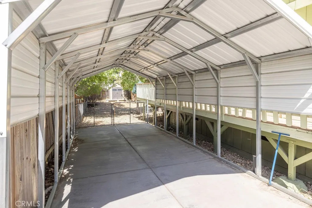 1561 Malabar Way, Big Bear City, California 92314 home-pic-4