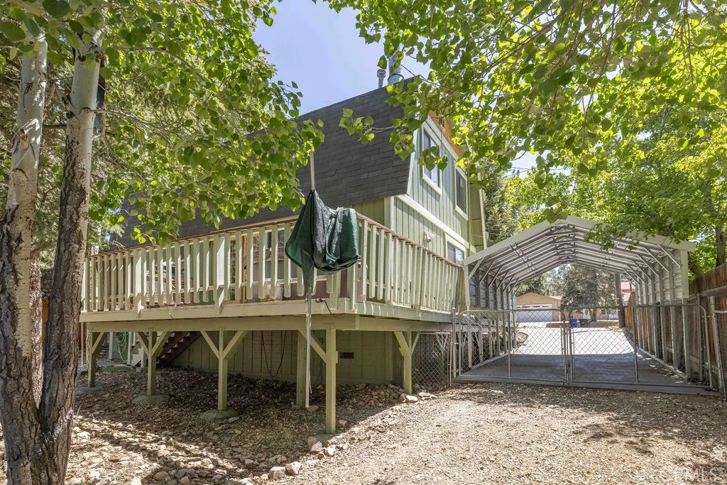 1561 Malabar Way, Big Bear City, California 92314 home-pic-35
