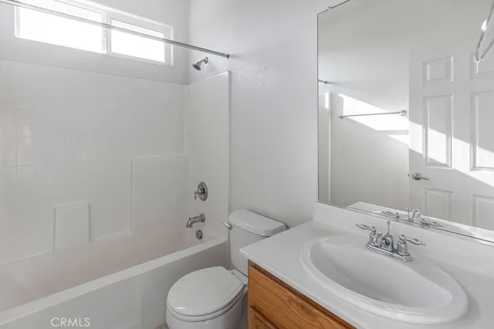 7285 Eagle Court, Winton, California 95388