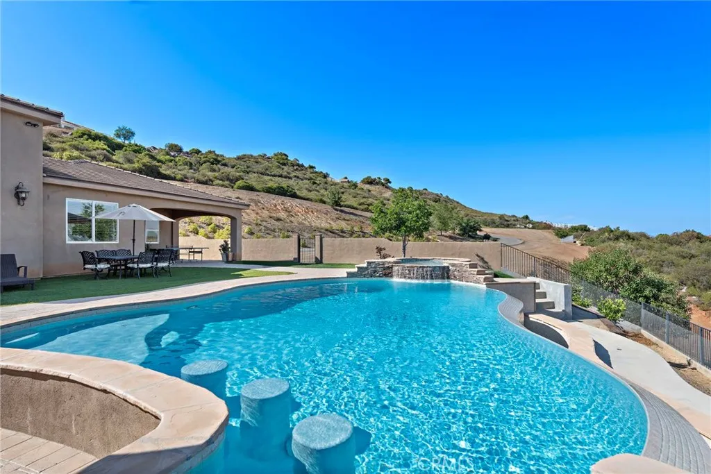 38150 Via Huerta, Murrieta, California 92562 home-pic-29
