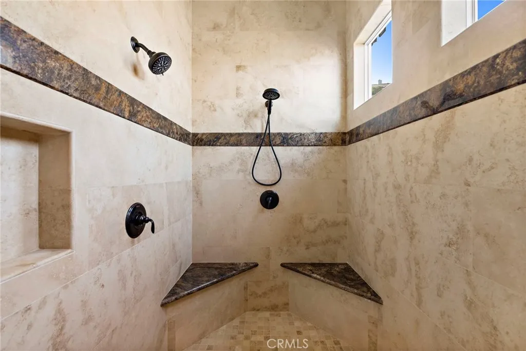 38150 Via Huerta, Murrieta, California 92562 home-pic-16
