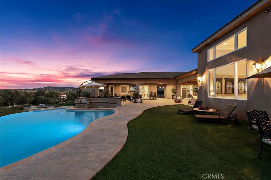38150 Via Huerta, Murrieta, California 92562 home-pic-1