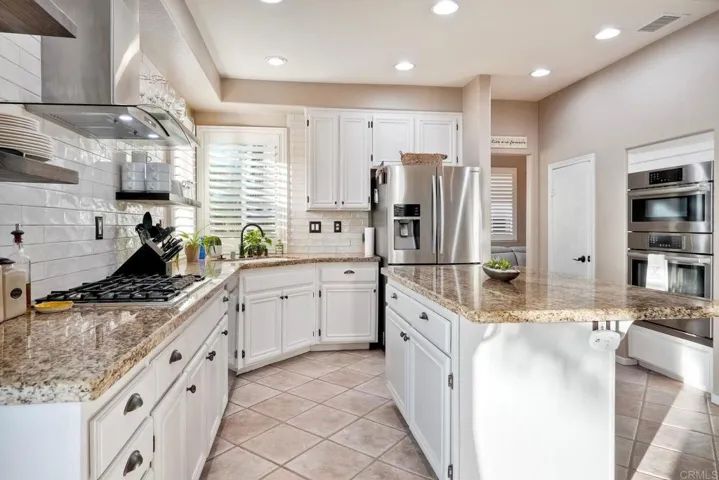 1820 Sea Vista Place, San Marcos, California 92078