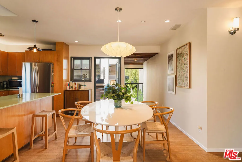 654 Hill Street, Santa Monica, California 90405 home-pic-15