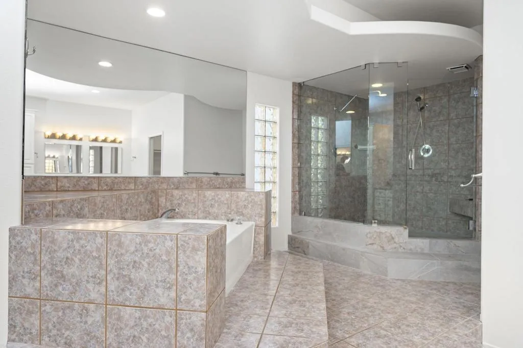 53967 Avenida Navarro, La Quinta, California 92253 home-pic-17