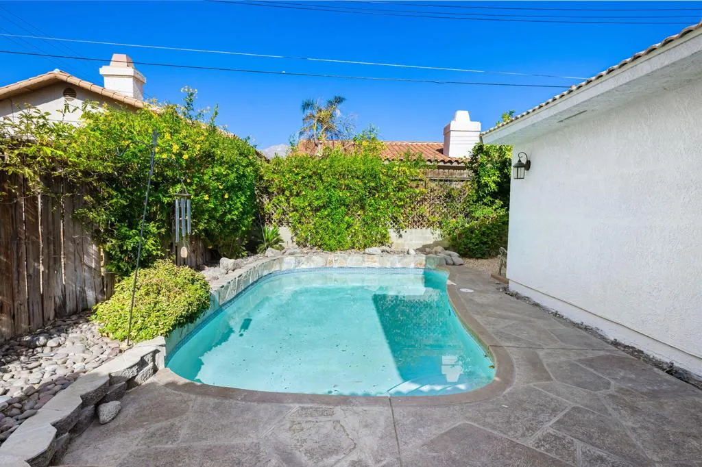 53967 Avenida Navarro, La Quinta, California 92253 home-pic-35