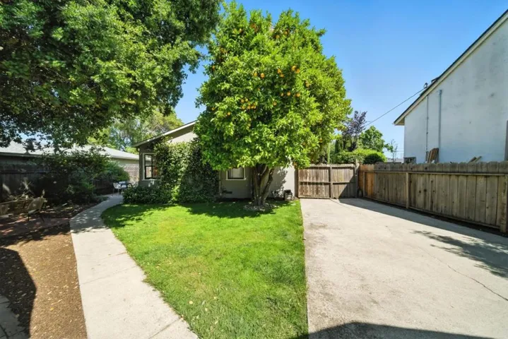 449 2nd Avenue, Redwood City, California 94063