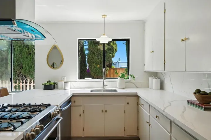 449 2nd Avenue, Redwood City, California 94063