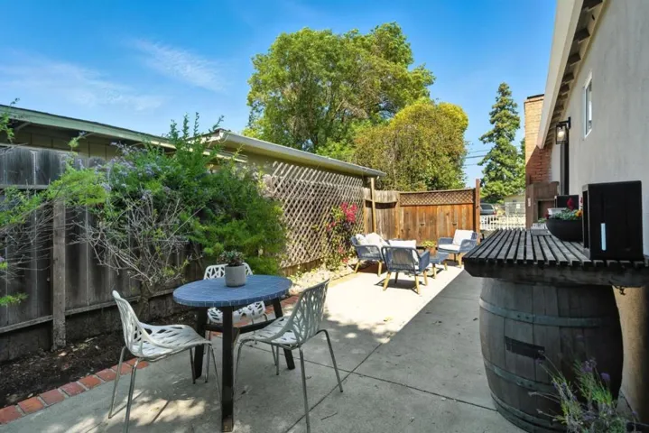 449 2nd Avenue, Redwood City, California 94063