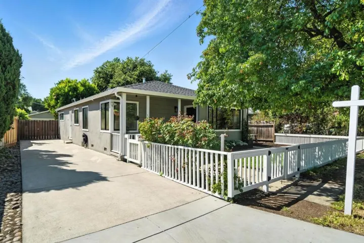 449 2nd Avenue, Redwood City, California 94063