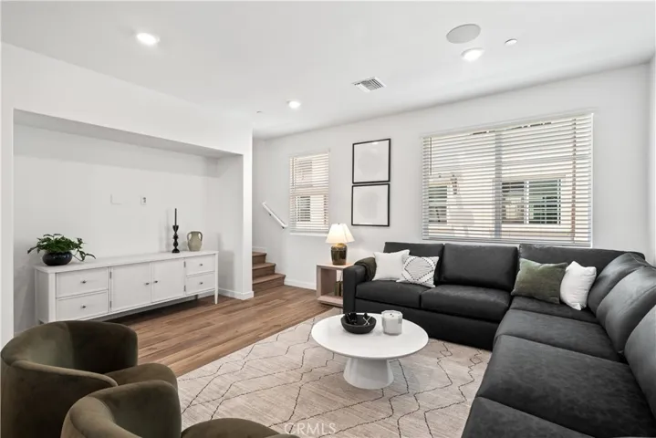 9343 Via Azul, Pico Rivera, California 90660