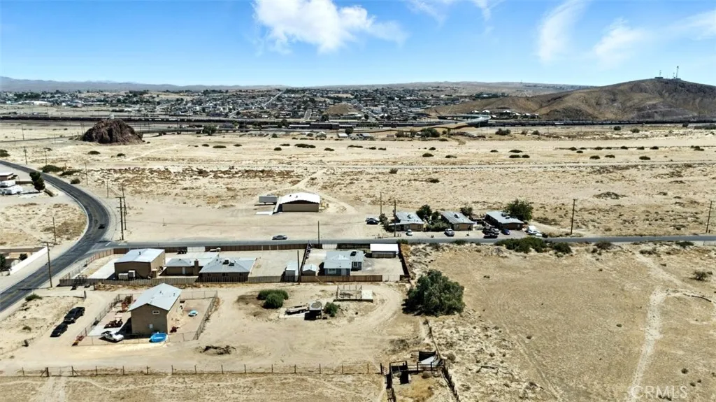 29246 Radio Road, Barstow, California 92311 home-pic-36