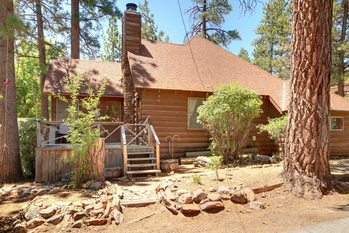exterior-4_54602902528_o