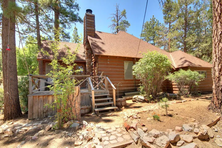 exterior-5_54602990955_o