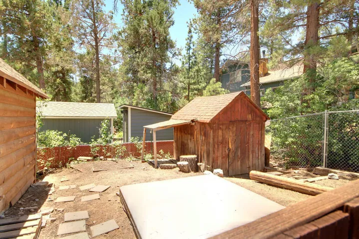 back-yard-2_54601807332_o