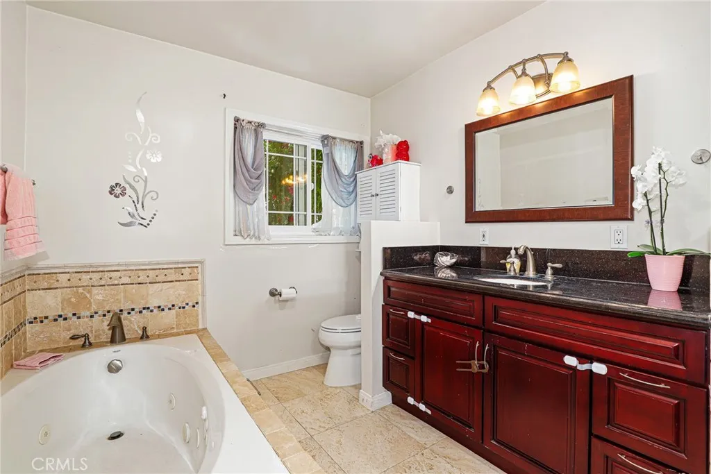 3329 Adina Drive, Los Angeles, California 90068 home-pic-17