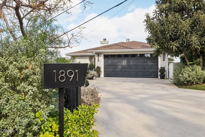 1-web-or-mls-Lucretia Ave-001