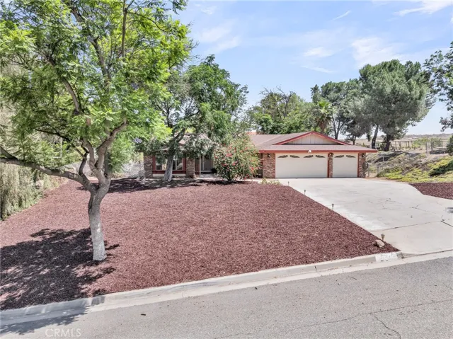1239 Highridge Street, Riverside, California 92506