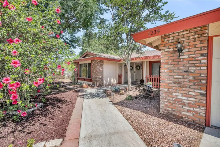 1239 Highridge Street, Riverside, California 92506