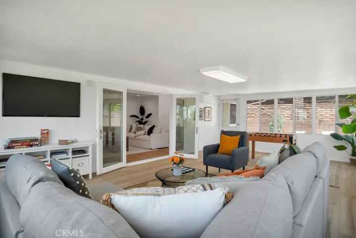 1440 Riviera Drive, Pasadena, California 91107