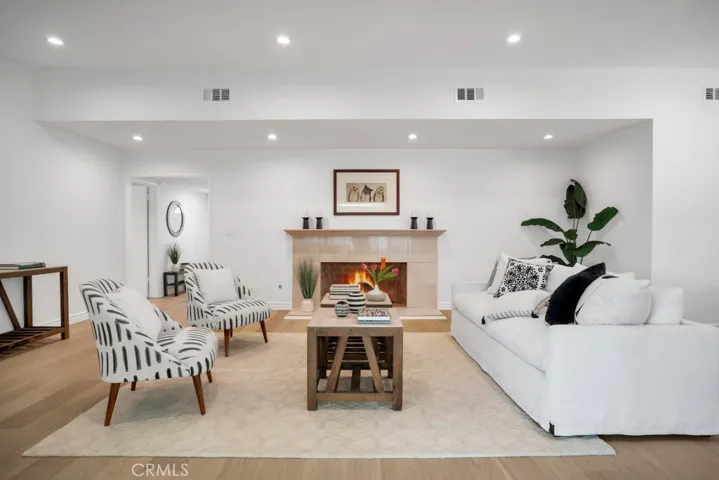 1440 Riviera Drive, Pasadena, California 91107