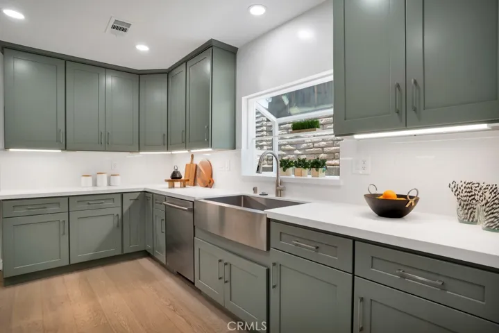 1440 Riviera Drive, Pasadena, California 91107