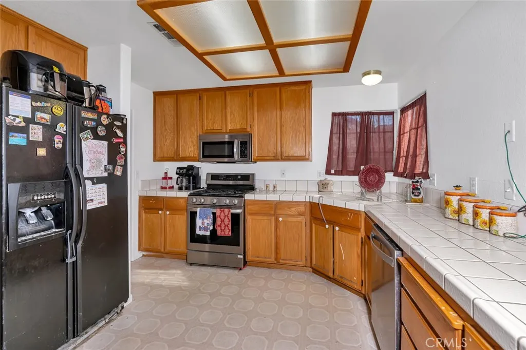 1928 Davis Drive, Los Banos, California 93635 home-pic-13