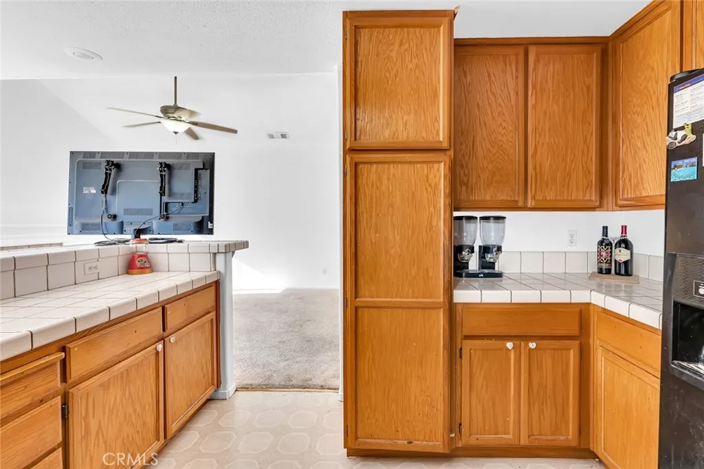 1928 Davis Drive, Los Banos, California 93635 home-pic-16