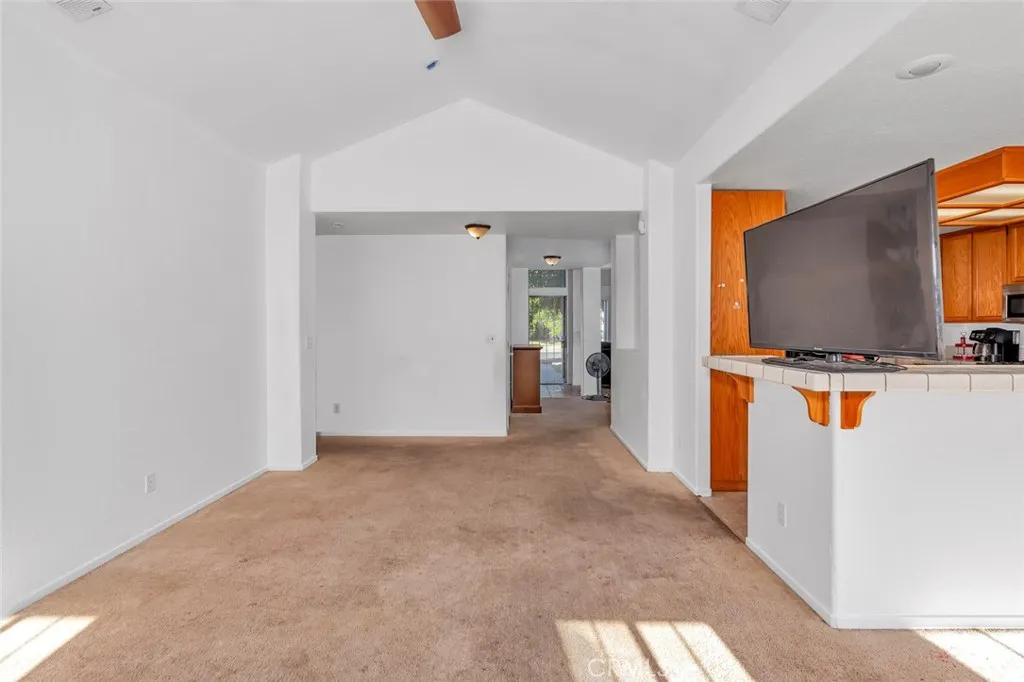 1928 Davis Drive, Los Banos, California 93635 home-pic-21