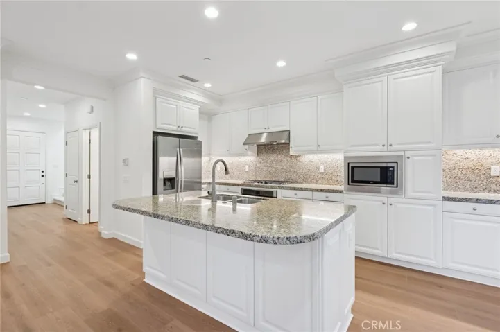 88 Borghese, Irvine, California 92618