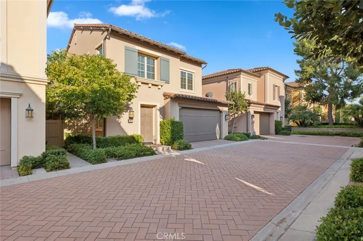 88 Borghese, Irvine, California 92618