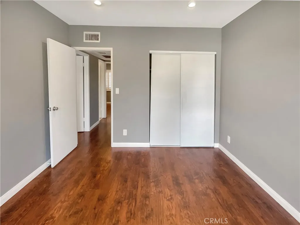 14560 Clark Street 202, Sherman Oaks, California 91411 home-pic-13