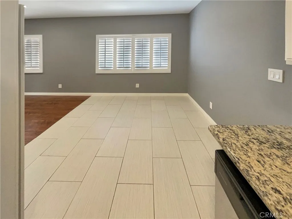 14560 Clark Street 202, Sherman Oaks, California 91411 home-pic-6