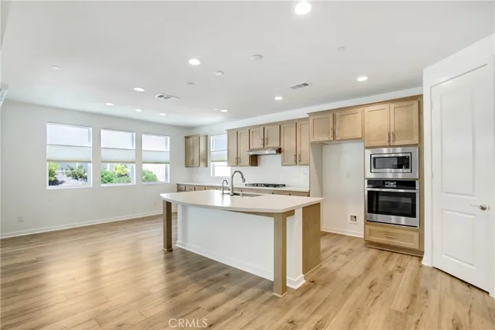32210 Hillstone Street, Temecula, California 92591