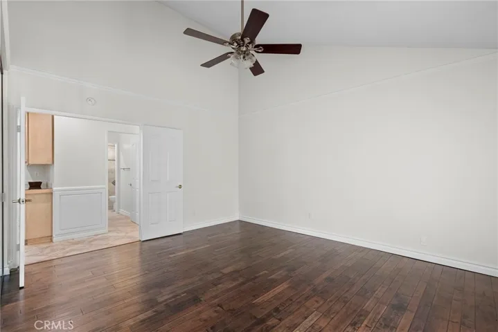 25383 Fortuna Drive, Valencia, California 91355