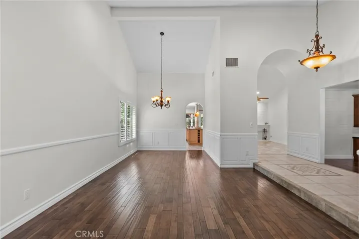 25383 Fortuna Drive, Valencia, California 91355