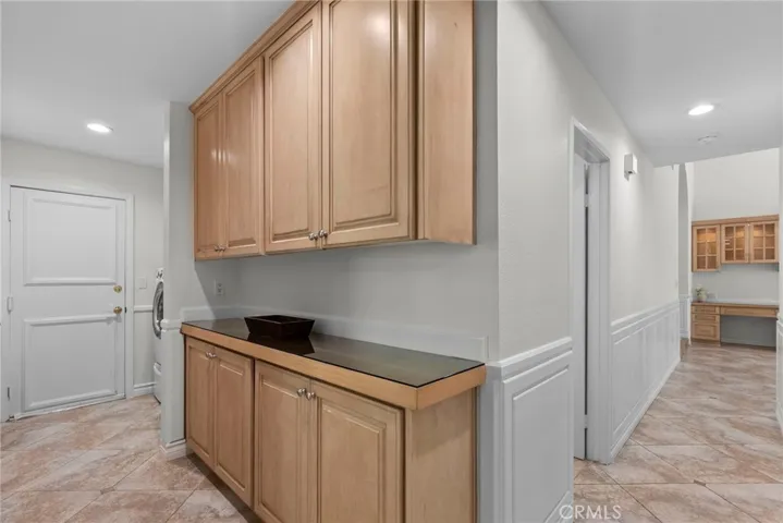 25383 Fortuna Drive, Valencia, California 91355