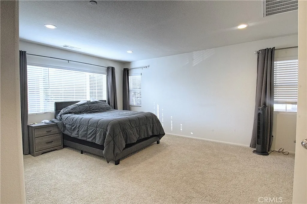 202 Bay Laurel Court, Vista, California 92083 home-pic-9